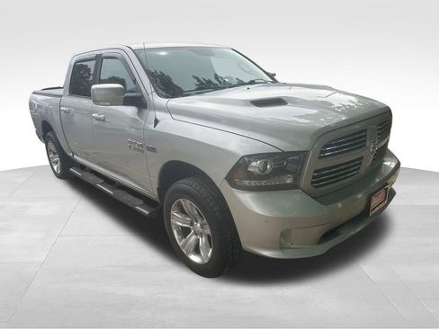 Used 2014 RAM 1500 Sport w/ Convenience Group AWD/4WD image 26