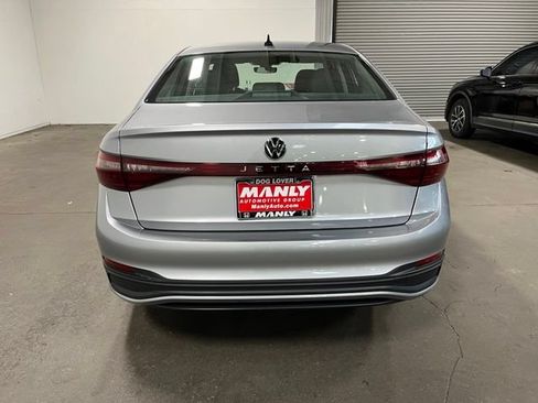 Used 2025 Volkswagen Jetta S FWD image 4