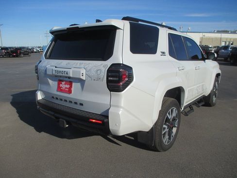 Used 2025 Toyota 4Runner TRD Sport Premium image 5