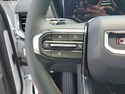 New 2026 GMC Terrain AT4 w/ Technology Package II image 33