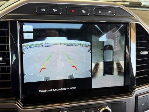 Used 2022 Ford F350 Platinum w/ Tremor Off-Road Package AWD/4WD image 26