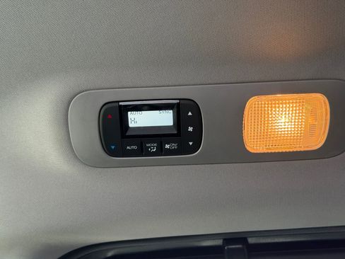 Used 2024 Honda Odyssey EX-L image 31