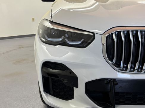 Used 2023 BMW X5 xDrive40i w/ M Sport Package AWD/4WD image 2