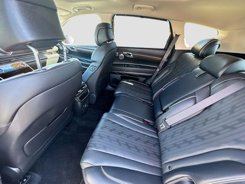 Used 2021 Genesis GV80 2.5T w/ Advanced Package 02 image 26