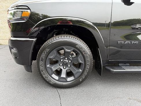 Used 2025 RAM 1500 Big Horn AWD/4WD image 7