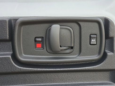 Used 2025 Chevrolet Express 2500 w/ Driver Convenience Package image 34