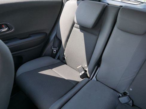 Used 2019 Honda HR-V EX image 12