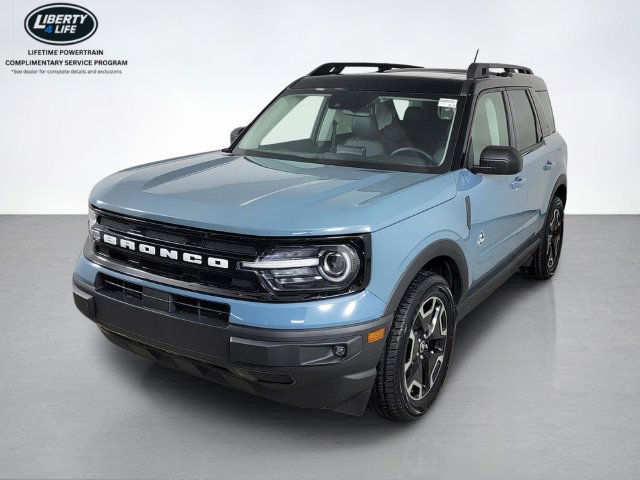 Certified 2023 Ford Bronco Sport Outer Banks AWD/4WD image 8