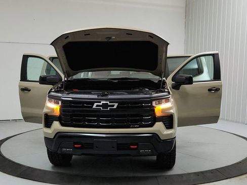Used 2023 Chevrolet Silverado 1500 LT Trail Boss w/ Protection Package AWD/4WD image 10