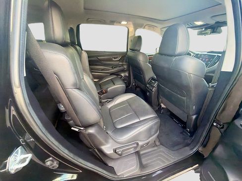 Used 2023 Subaru Ascent Touring image 29