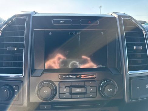 Used 2016 Ford F150 XLT w/ Equipment Group 302A Luxury image 23