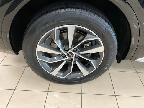 Used 2023 Audi Q5 2.0T Premium Plus w/ Premium Plus Package AWD/4WD image 7