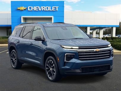 New 2026 Chevrolet Traverse LT w/ Sun and Wheel Package