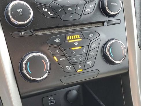 Used 2017 Ford Fusion S FWD image 15