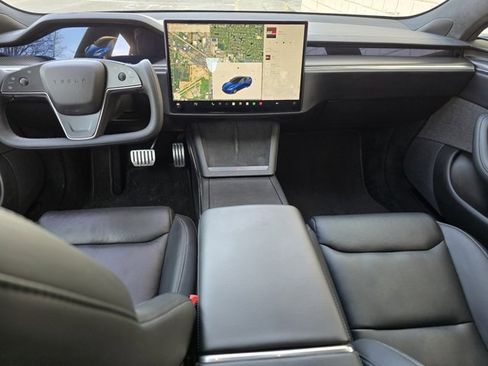 Used 2021 Tesla Model S Plaid image 17