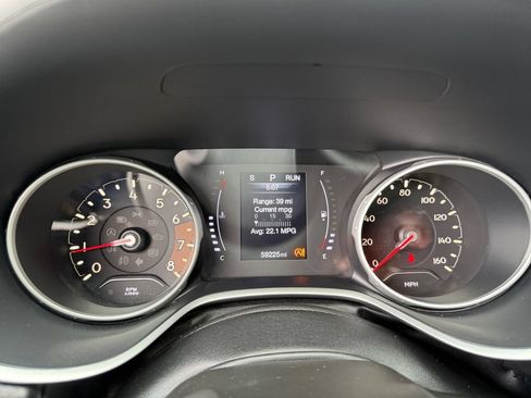 Used 2019 Jeep Compass Latitude AWD/4WD image 16