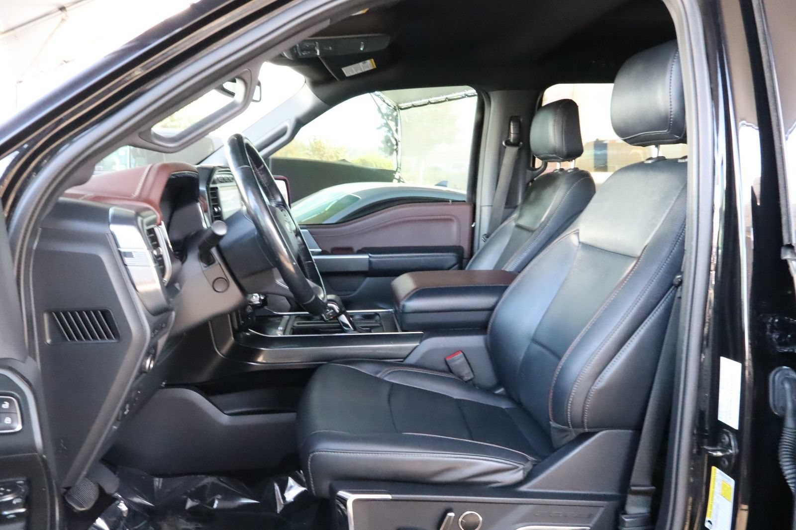 Used 2021 Ford F150 Lariat w/ Equipment Group 502A High AWD/4WD image 22