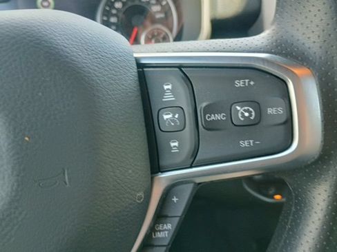 Used 2026 RAM 1500 Express AWD/4WD image 27