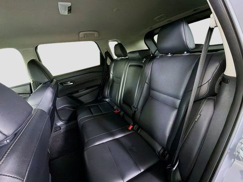 Used 2024 Nissan Rogue SL FWD image 25