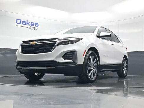 Used 2022 Chevrolet Equinox LT image 39