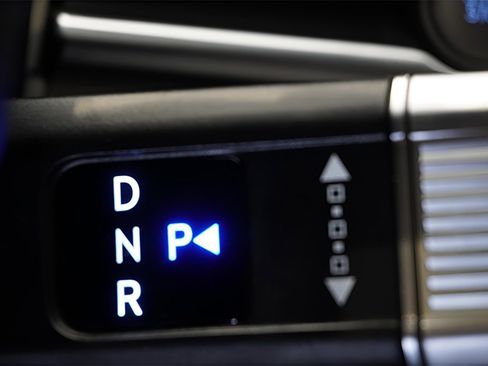 New 2025 Hyundai Tucson Limited image 18