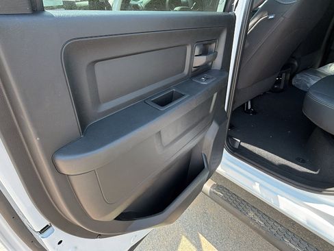 New 2026 RAM 2500 Tradesman AWD/4WD image 18