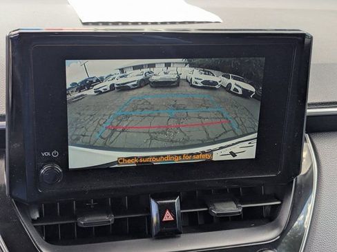 Used 2024 Toyota Corolla Cross LE image 15