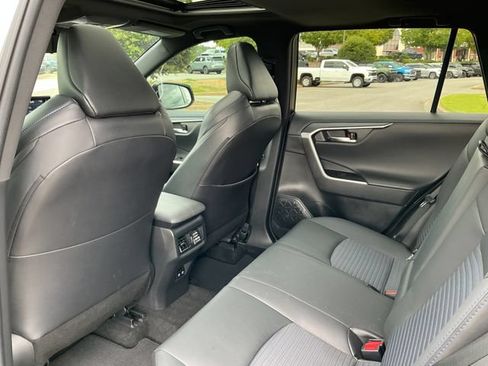 Used 2021 Toyota RAV4 XSE w/ XSE Grade Weather Package AWD/4WD image 26