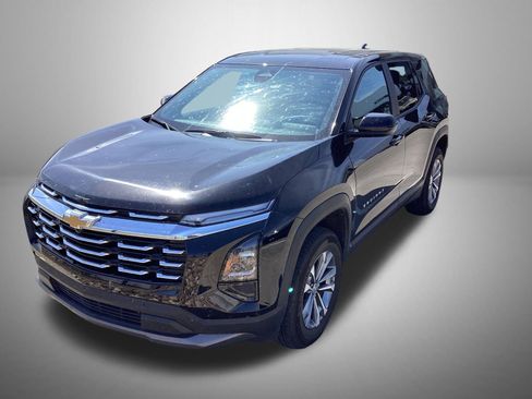 Used 2025 Chevrolet Equinox LT image 1