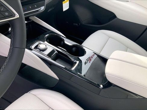 New 2026 Buick Envision Avenir image 8