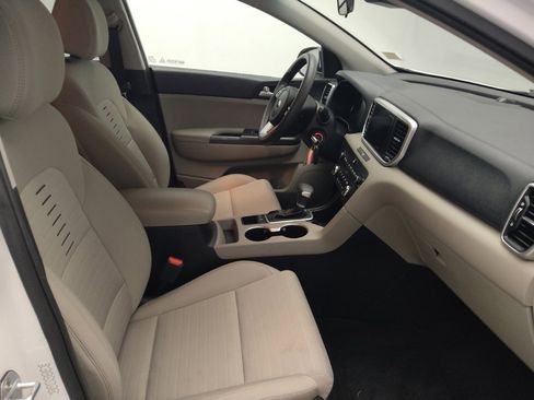 Used 2020 Kia Sportage LX w/ LX Popular Package AWD/4WD image 21