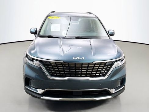 Used 2022 Kia Carnival SX image 2