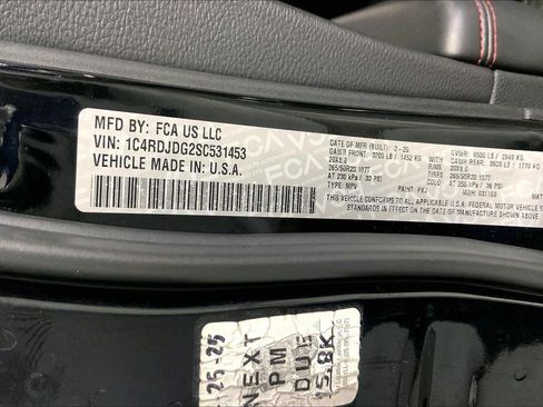 Used 2025 Dodge Durango GT AWD/4WD image 32
