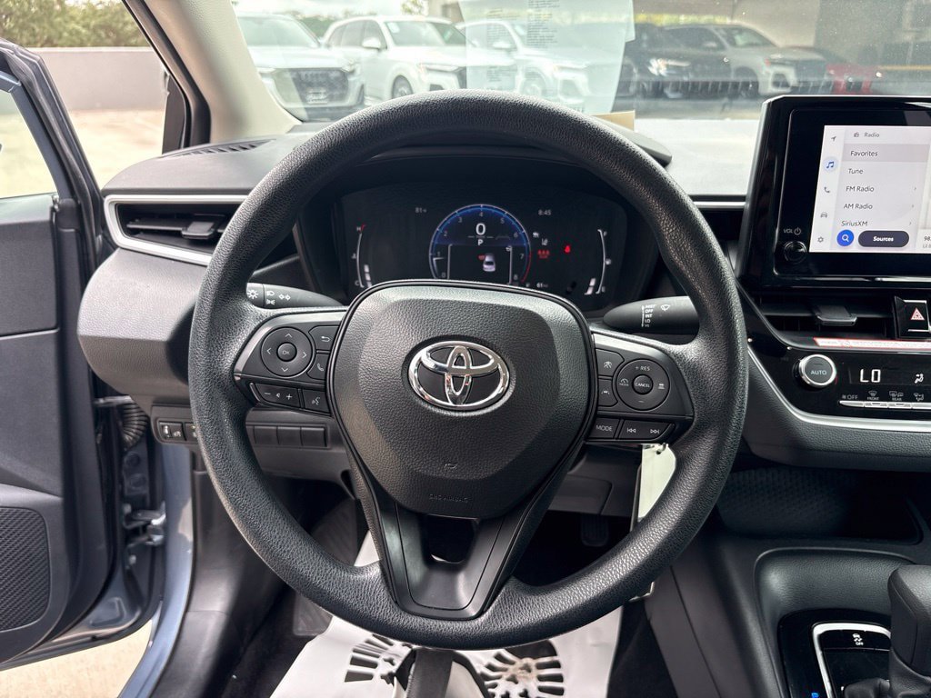 Used 2026 Toyota Corolla LE FWD image 24