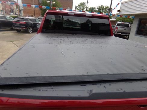 Used 2019 Chevrolet Silverado 1500 Custom w/ Custom Value Package image 12