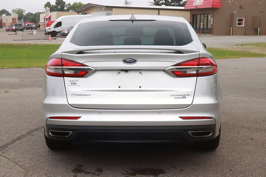Used 2019 Ford Fusion Titanium AWD/4WD image 6