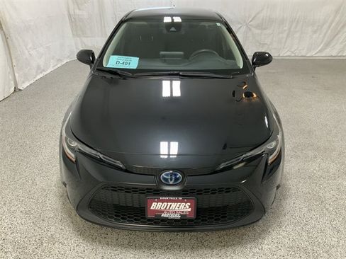 Used 2022 Toyota Corolla LE image 4
