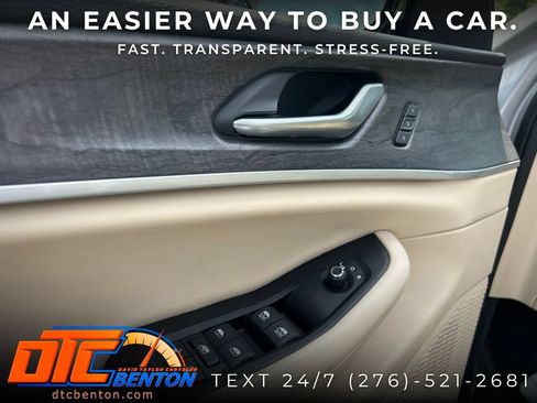 Used 2023 Jeep Grand Cherokee L Limited AWD/4WD image 11