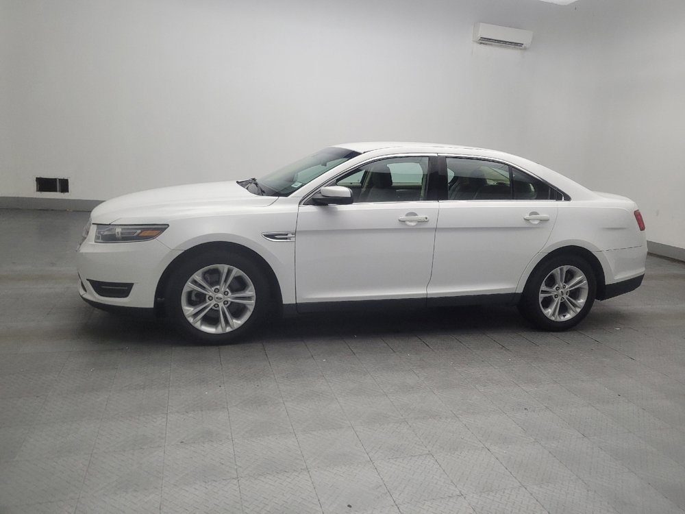 Used 2018 Ford Taurus SEL w/ Equipment Group 201A FWD image 2