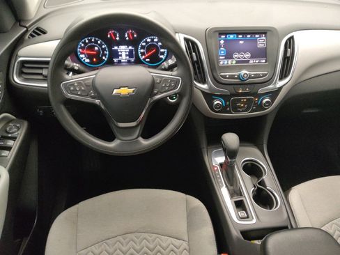 Used 2024 Chevrolet Equinox LS FWD image 22