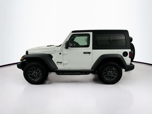 Used 2025 Jeep Wrangler Sport AWD/4WD image 8