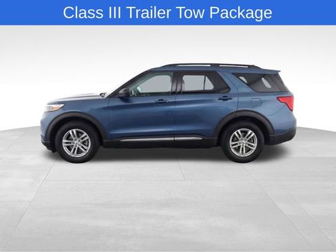 Used 2020 Ford Explorer XLT w/ Equipment Group 202A image 6