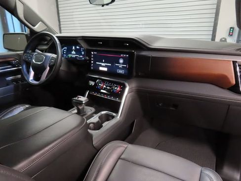 Used 2023 GMC Sierra 1500 Denali w/ Denali Reserve Package AWD/4WD image 25