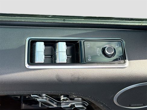 Used 2019 Land Rover Range Rover Supercharged image 19