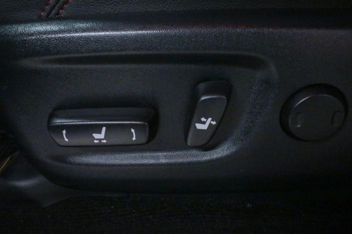 Used 2021 Toyota 4Runner Venture AWD/4WD image 16