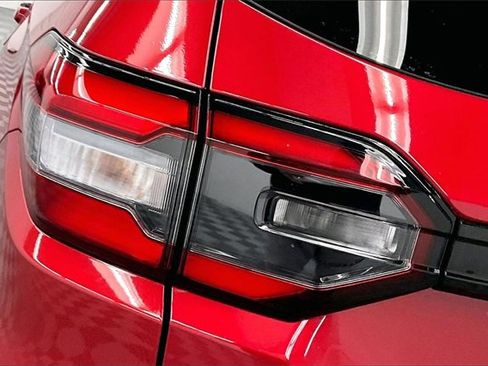 Used 2024 Honda Pilot Touring image 32