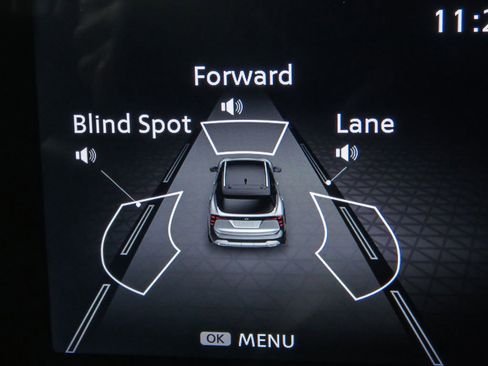 Certified 2025 Nissan Kicks SV image 16