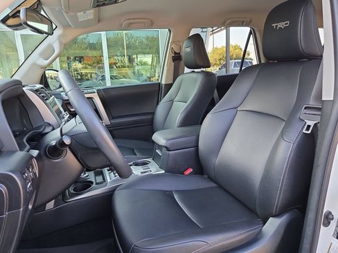 Used 2023 Toyota 4Runner TRD Sport AWD/4WD image 16