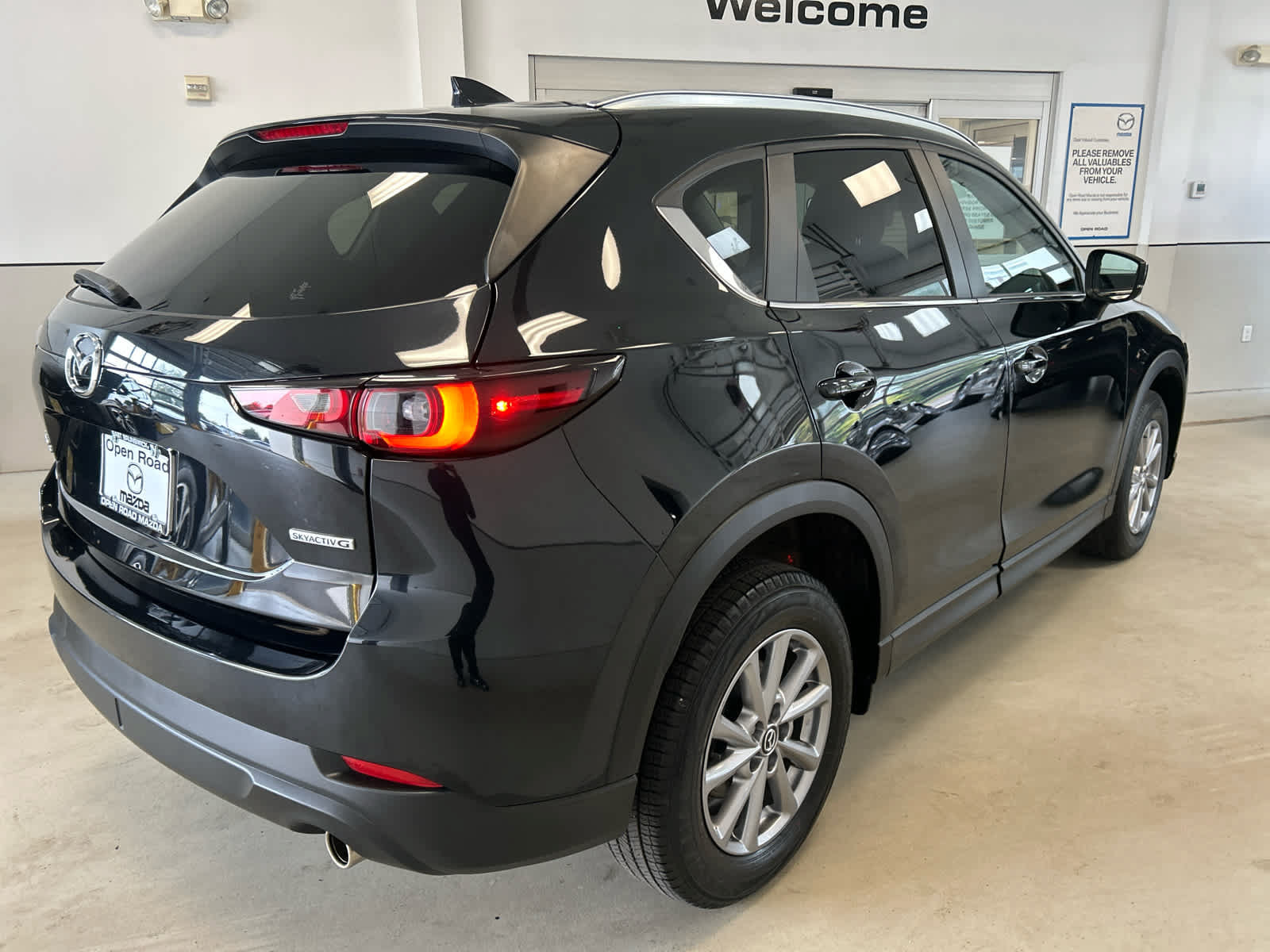 Certified 2023 MAZDA CX-5 AWD 2.5 S w/ Select Package image 6