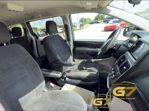 Used 2014 Dodge Grand Caravan SE w/ Quick Order Package 29E SE FWD image 15